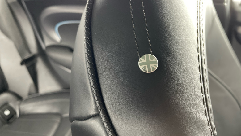 MINI Hatchback 1.5 Cooper Exclusive 5dr Auto Petrol Hatchback